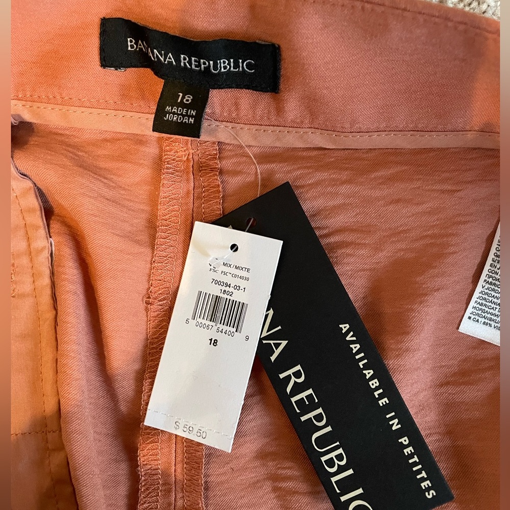 Banana Republic Shorts Size 18 Rust color - Picture 5 of 5